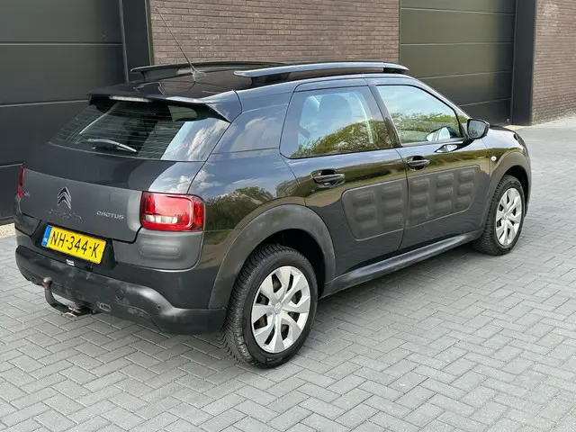 Citroën C4 Cactus 1.2 PureTech Feel 2017 Benzine 4