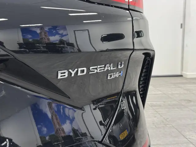 BYD SEAL U 1.5 DM-i FWD Boost 2025 Hybride Benzine 17