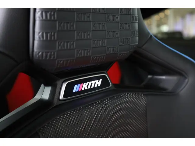 BMW M4 xDrive Competition Coupé 2021 Benzine 32