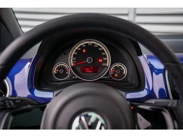 Volkswagen up! 1.0 high up! 2015 Benzine 19