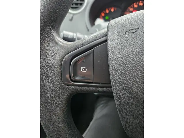Nissan NV250 1.5 dCi 95 L1H1 Acenta 2020 Diesel 9