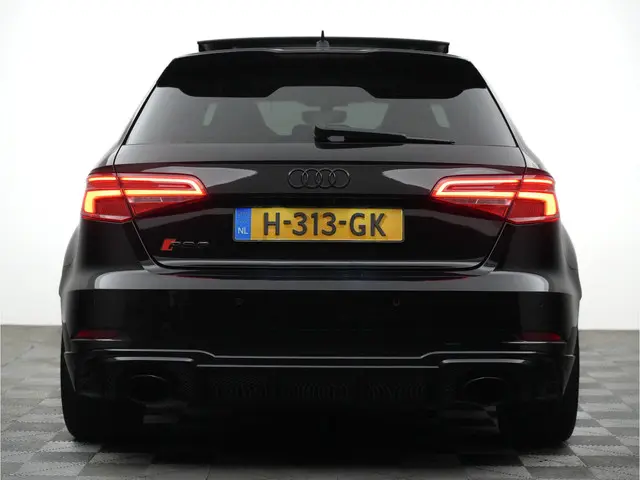 Audi RS3 Sportback 2.5 TFSI 550pk quattro 2019 Benzine 37