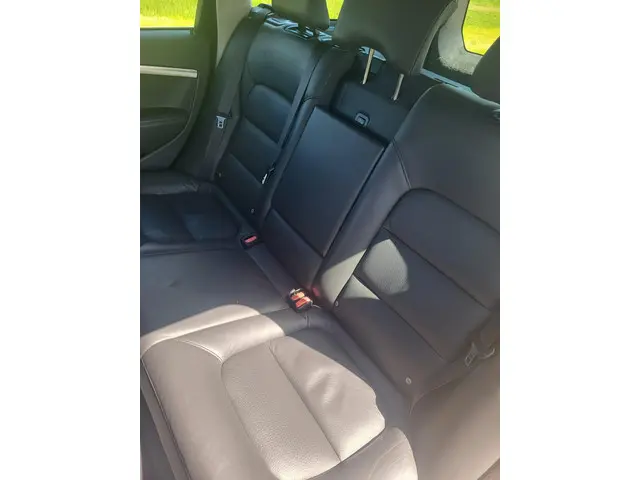 Volvo V70 1.6 T4 Nordic+ navi trekhaak 17"LMV 2014 Benzine 18