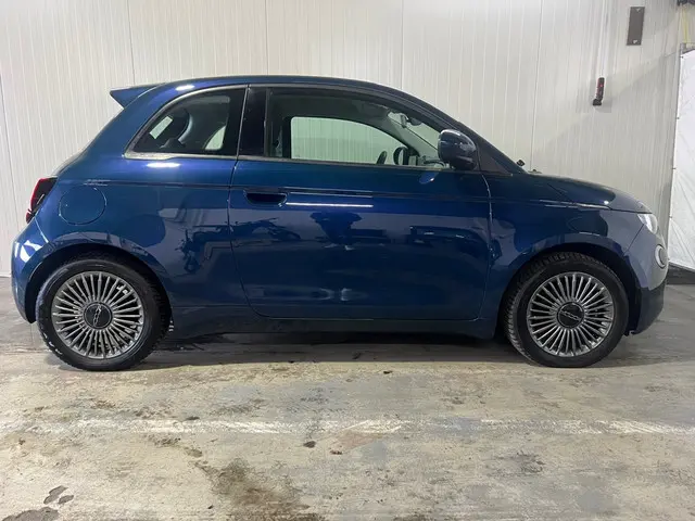Fiat 500e 3