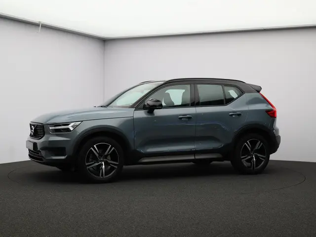 Volvo XC40 2.0 T4 R-Design 2019 Benzine 25