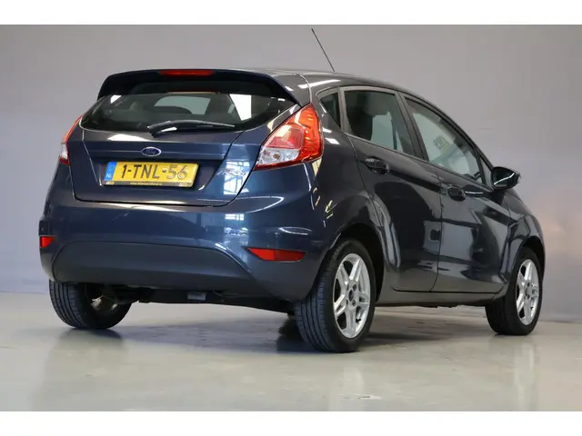 Ford Fiesta 1.0 Style |Navi|Airco|Bluetooth| 2014 Benzine 2