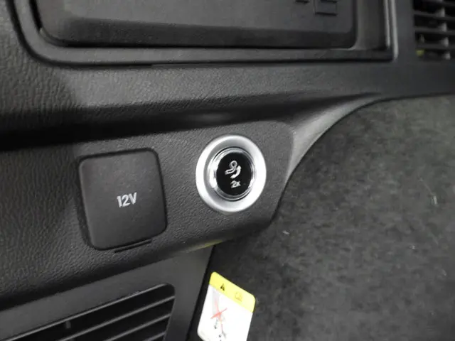 Ford Kuga 2.5 PHEV Plug-In Vignale 2022 Hybride Benzine 38