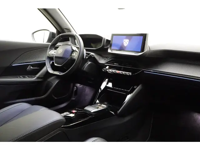 Peugeot 2008 3
