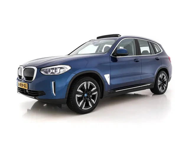 BMW iX3 3