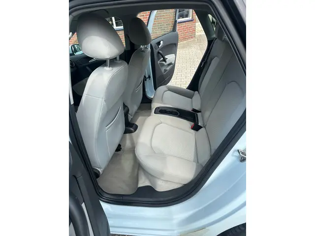 Audi A1 Sportback 1.2 TFSI Ambition Pro Line 2013 Benzine 9