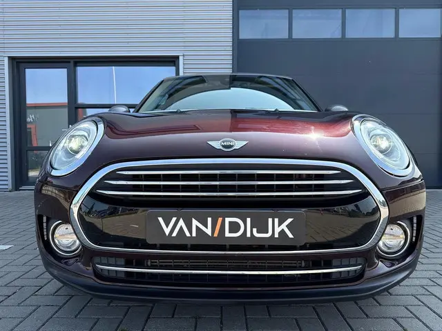 MINI Clubman Mini 1.5 Cooper Business 2016 Benzine 39