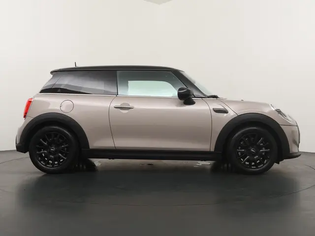 MINI Cooper 1.5 Classic 2023 Benzine 8