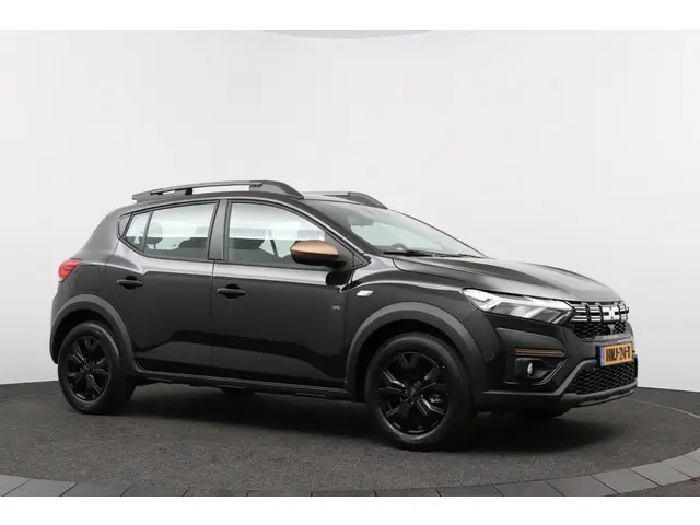 Dacia Sandero Stepway 1.1 TCe 110 Extreme 2025 Benzine 33