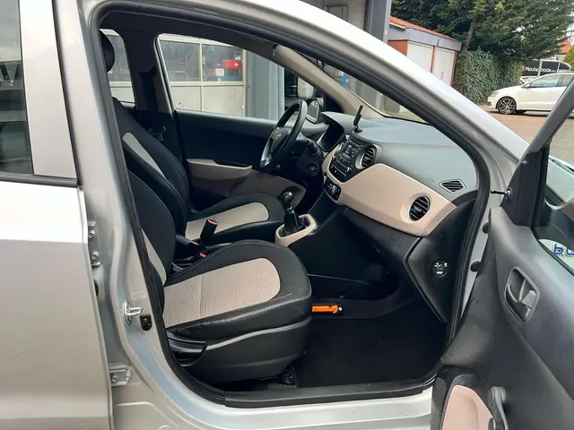 Hyundai i10 1.0i i-Motion 5 DRS 2014 Benzine 7