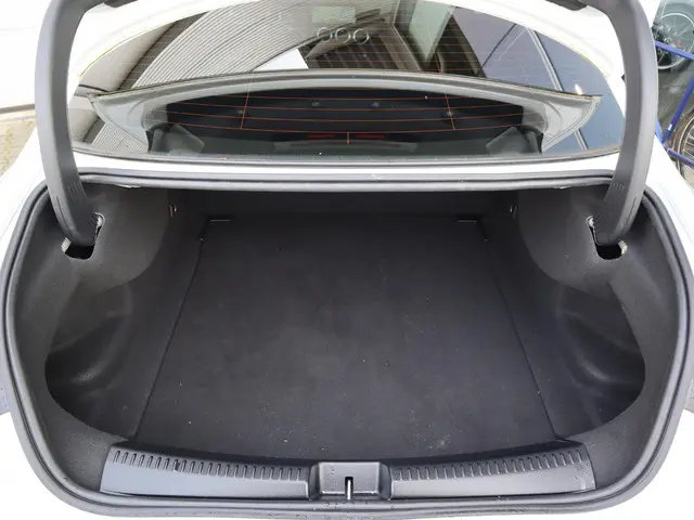 Mercedes-Benz CLA 180 Business Line 2022 Benzine 7