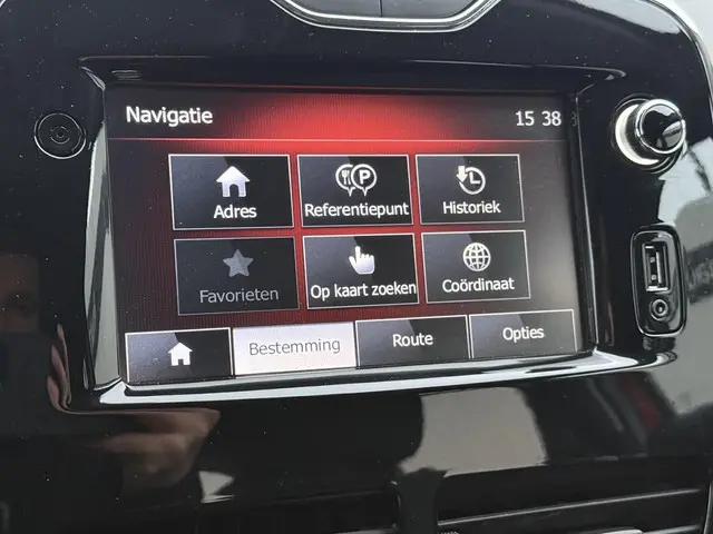 Renault Clio 0.9 TCe Expression 2013 Benzine 11