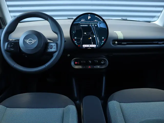 MINI Electric Cooper SE 2025 Elektrisch 11