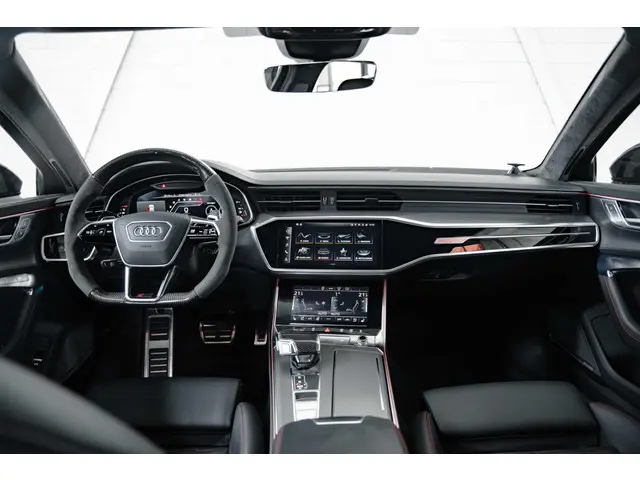 Audi RS6 Avant 2021 Benzine 30