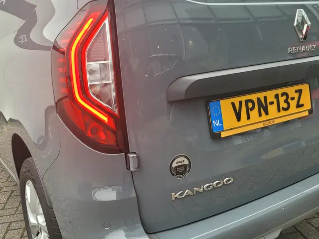 Renault Kangoo 1.5 Blue dCi 95 Luxe L1 2022 Diesel 25