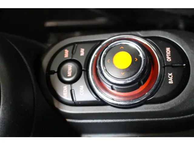 MINI Cooper Mini 1.5 Automaat JCW Pakket 2019 Benzine 21