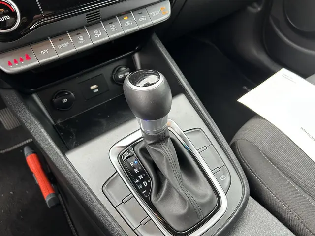 Hyundai Kona 1.6 GDI HEV Fashion 2022 Hybride Benzine 16