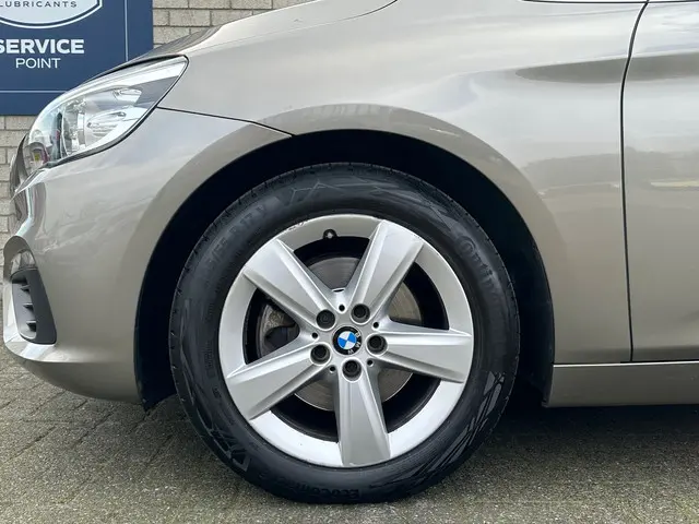 BMW 2 Serie Active Tourer 218i Executive 2014 Benzine
