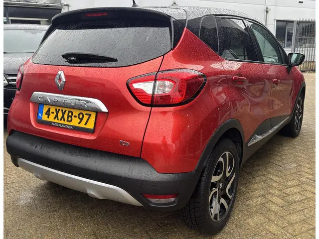 Renault Captur 0.9 TCe Helly Hansen 2014 Benzine 3