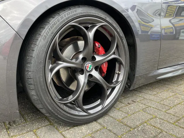 Alfa Romeo Giulia 2.2 Eco Business Super 2018 Diesel 13