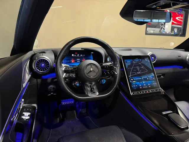 Mercedes-Benz SL Roadster AMG 43 2022 Hybride Benzine 25