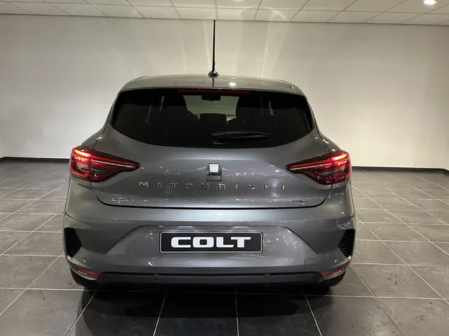 Mitsubishi Colt 1.6 HEV Intense 2025 Hybride Benzine 18