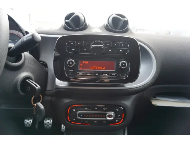 Smart Forfour 1.0 Passion 2016 Benzine