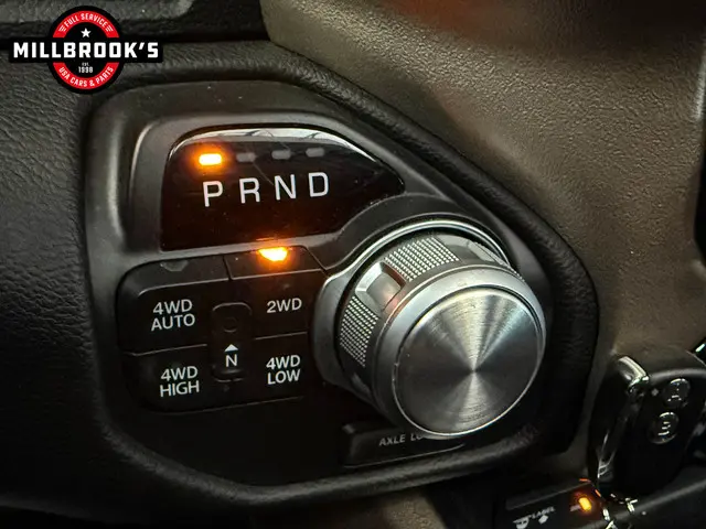 Dodge Ram 1500 5.7 V8 Laramie 2018 LPG/Gas 17