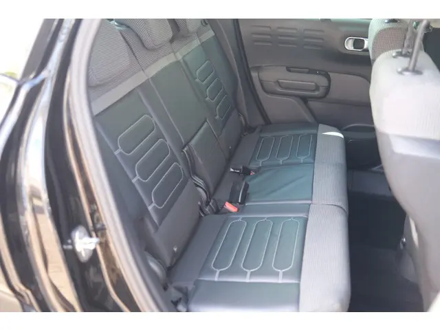 Citroën C3 Aircross PT130 Shine 2019 Benzine 17