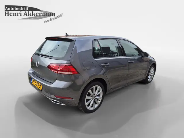 Volkswagen Golf 1.5 TSI Highline 2017 Benzine 5