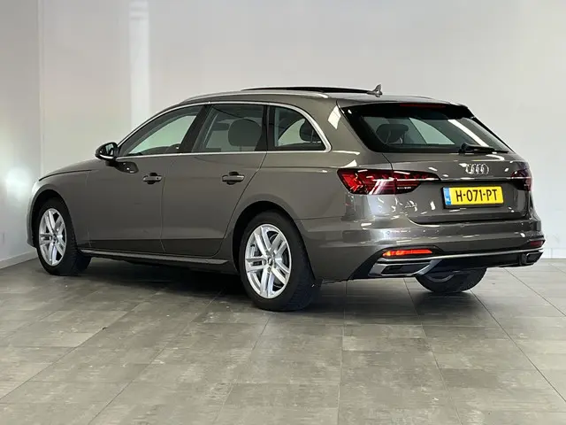 Audi A4 Avant 35 TFSI Launch edition 2020 Benzine 11