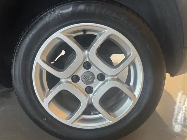 Citroën C4 Cactus 1.2 PureTech Business 2019 Benzine 12