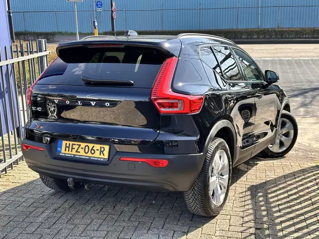 Volvo XC40 1.5 T2 Momentum Pro 2021 Benzine 24