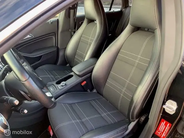 Mercedes-Benz CLA 3