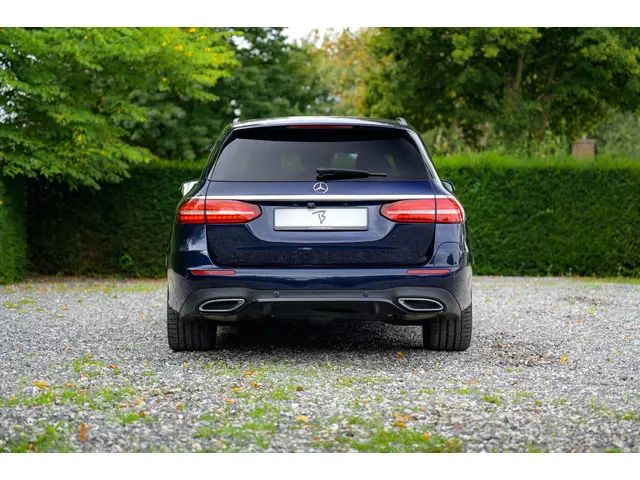 Mercedes-Benz E-Klasse 300 e AMG 2020 Hybride Benzine 34