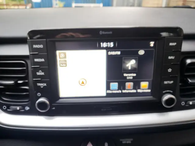 Kia Stonic 1.0 T-GDi DynamicLine 2019 Benzine 11