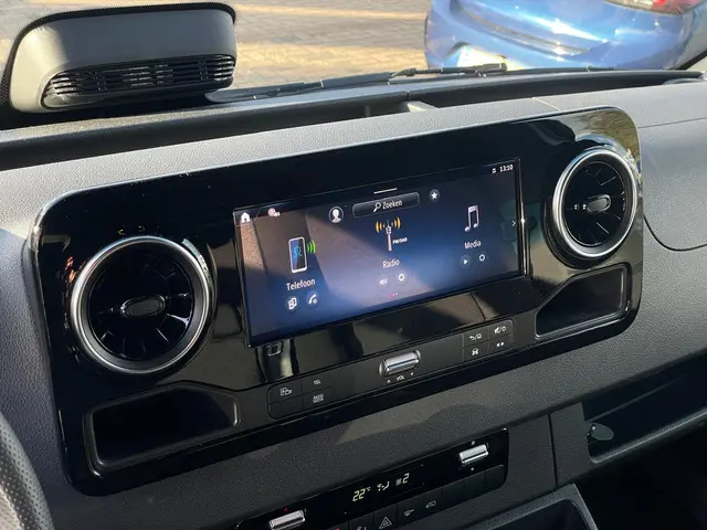 Mercedes-Benz Sprinter 315 1.9 CDI L2H2 RWD 2024 Diesel 11