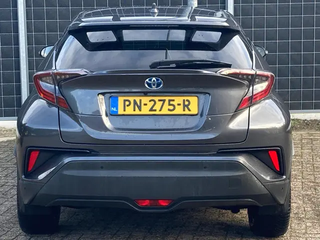 Toyota C-HR 1.8 |Hybrid | Premium | 2017 Hybride Benzine 9