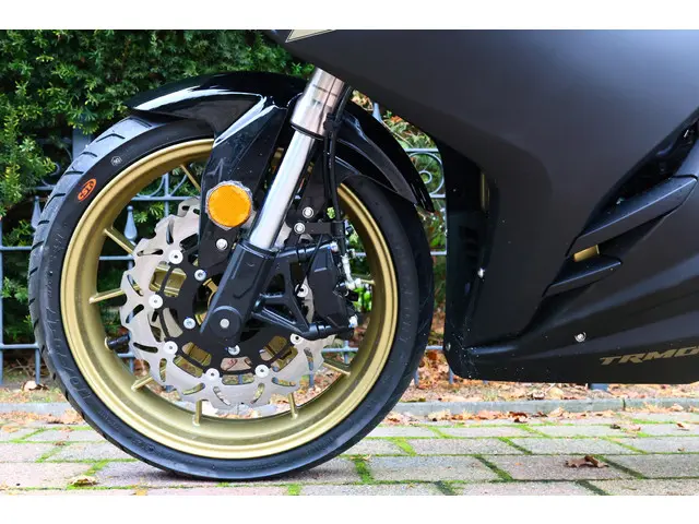 Yamaha YZF R125 TRMOTOR 125 GP-ONE [A1 A2] 2025 Benzine 21