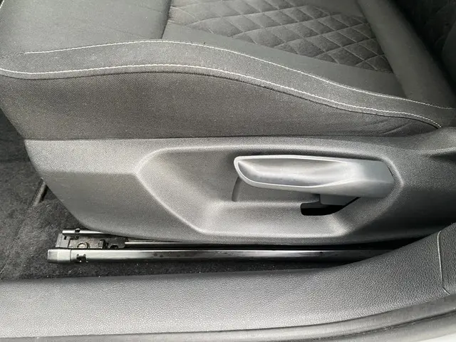 Škoda Scala 1.0 TSI Sport Business 2021 Benzine 14