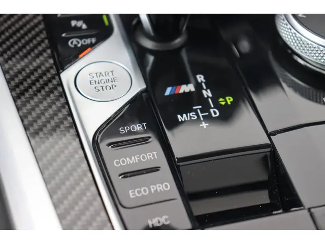 BMW X6 M50i High Executive 2021 Benzine 31