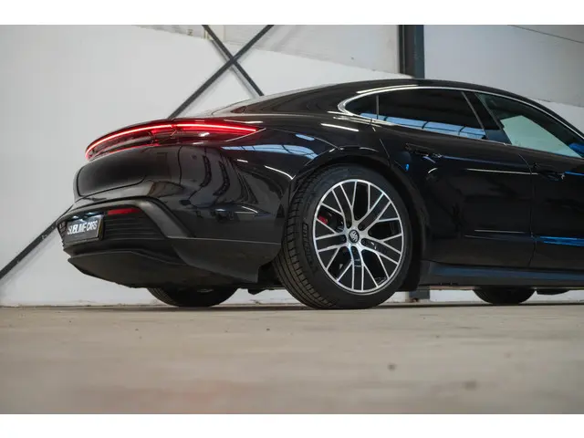 Porsche Taycan 4S Performance 84 kWh 2020 Elektrisch 8