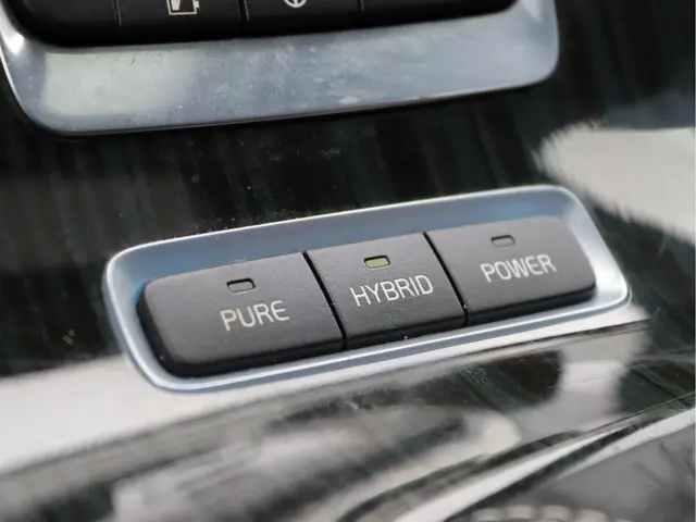 Volvo V60 2.4 D6 AWD Plug-In Hybrid 2015 Hybride Diesel 63