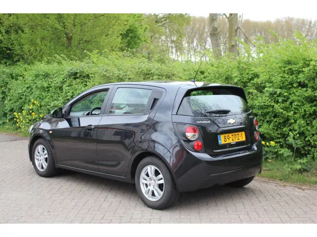 Chevrolet Aveo 1.2 LT 2013 Benzine 3