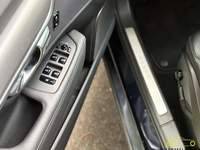 Volvo V90 2.0 T5 Momentum / Orig. NL / NAP 2017 Benzine 55