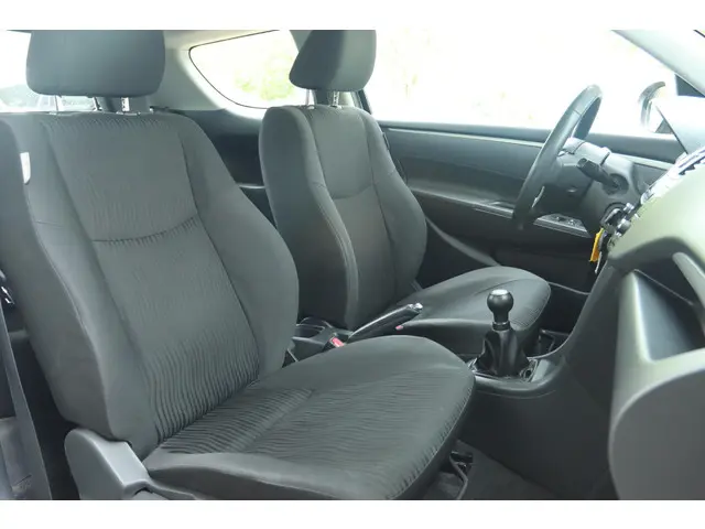 Suzuki Swift 1.2 COMFORT EASSS 2012 Benzine 15
